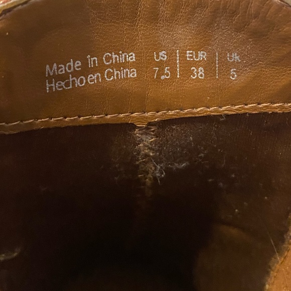 Little brown thick healed booties - Picture 4 of 5